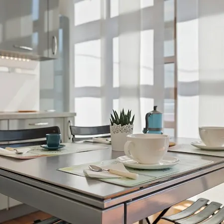 Elegant Flat A Few Steps From Via Xx Settembre *
